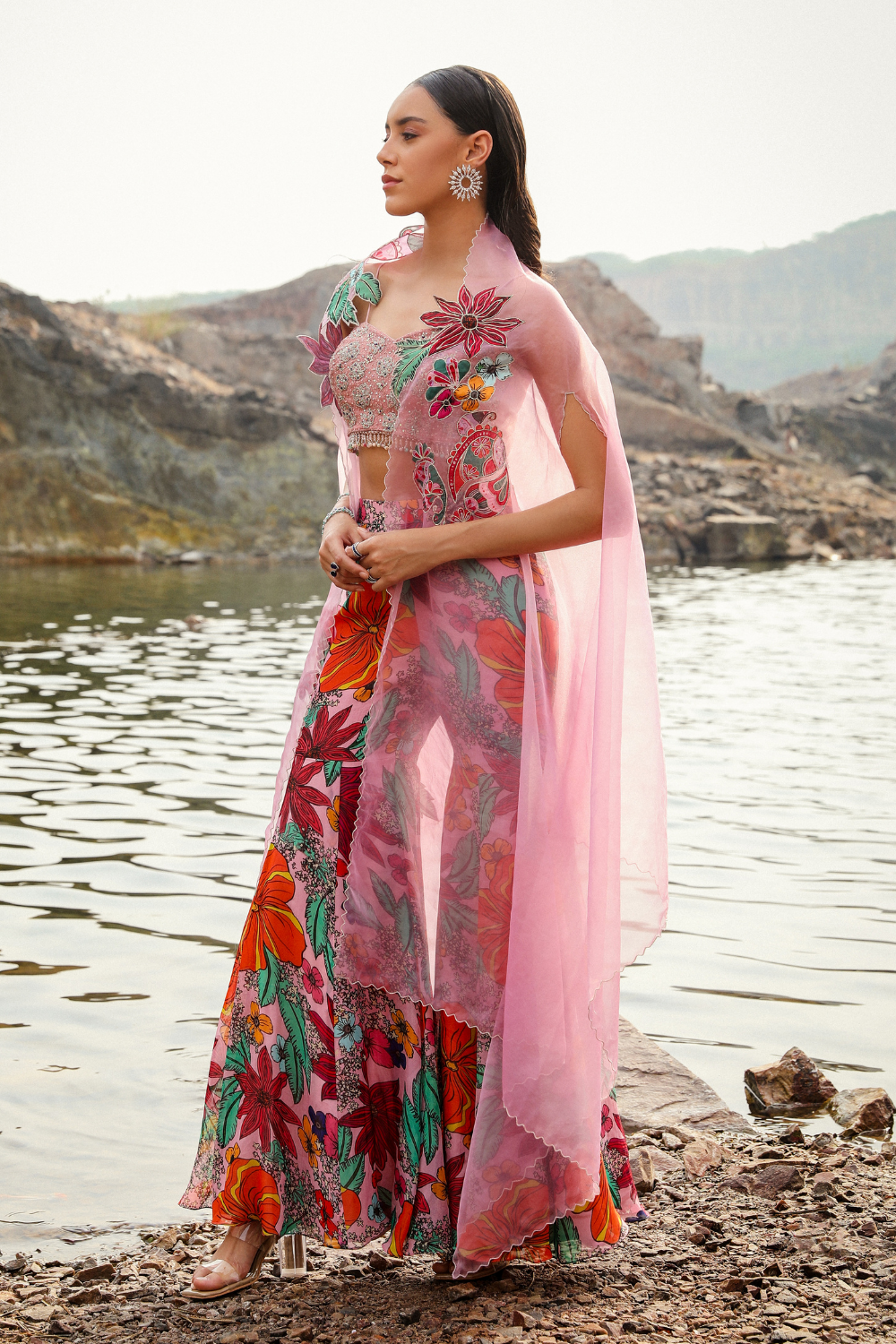 pink gharara dress Buy Pakistani Bridal Dresses-Latest Traditional Pink Gharara Kameez Dress-Pakistani Bridal Wear