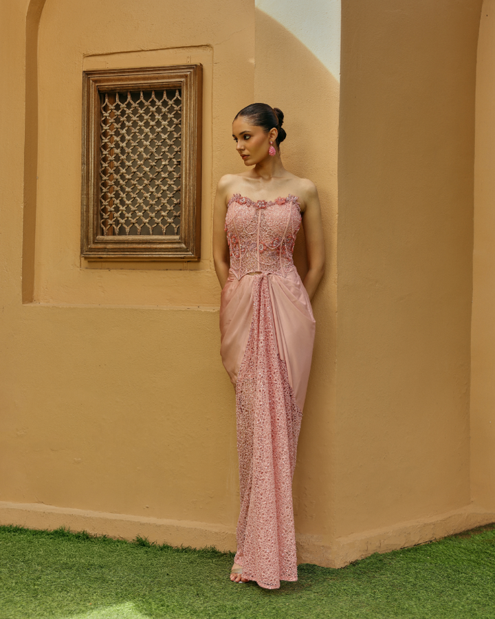 Rozea drape
