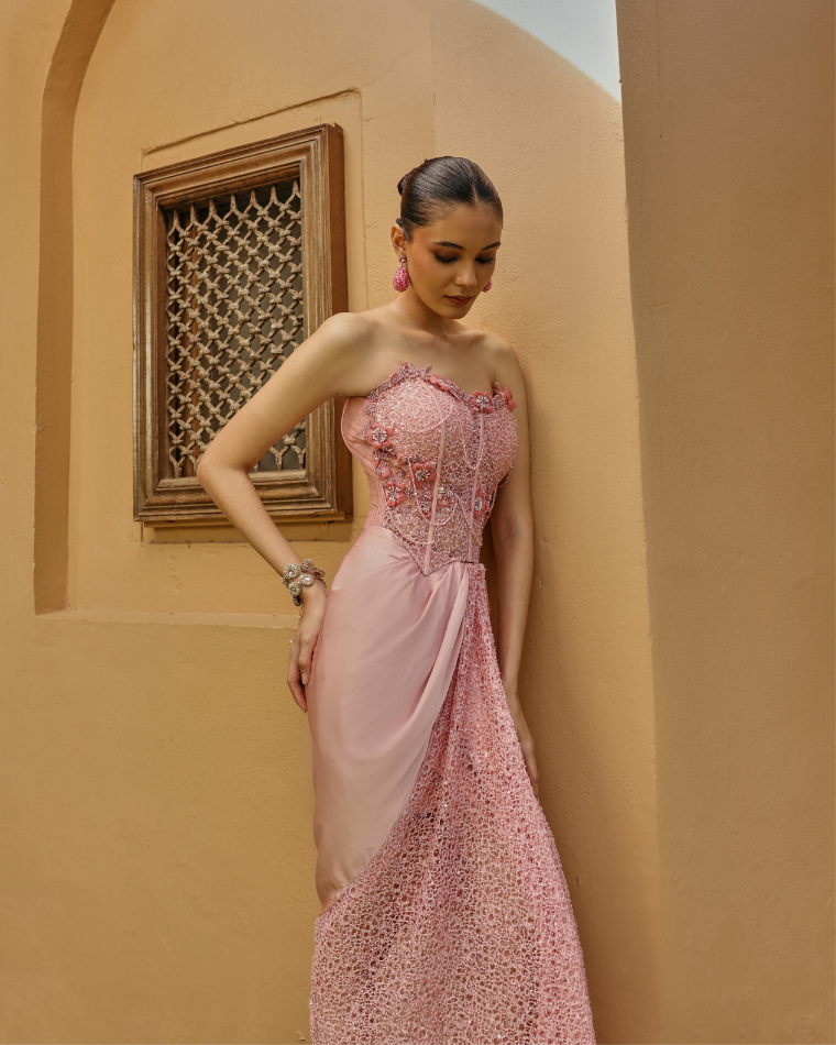 Rozea drape