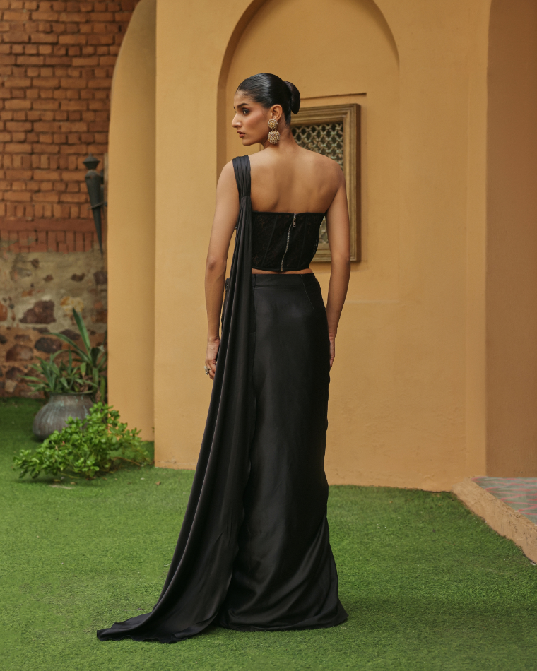Onyx drape set