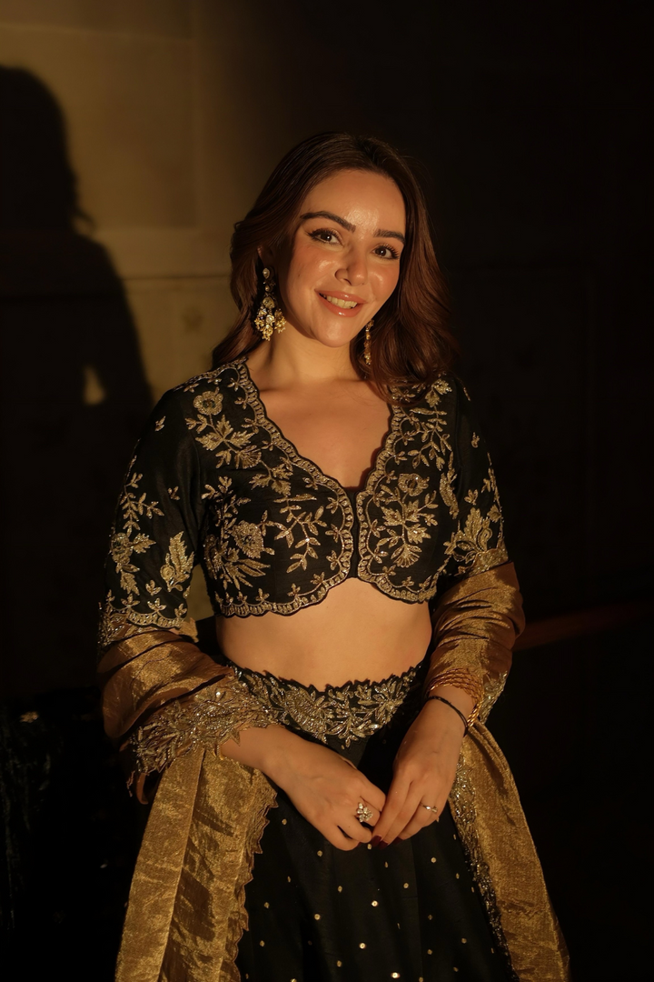 Simran Sethi in Kaaynat lehenga set