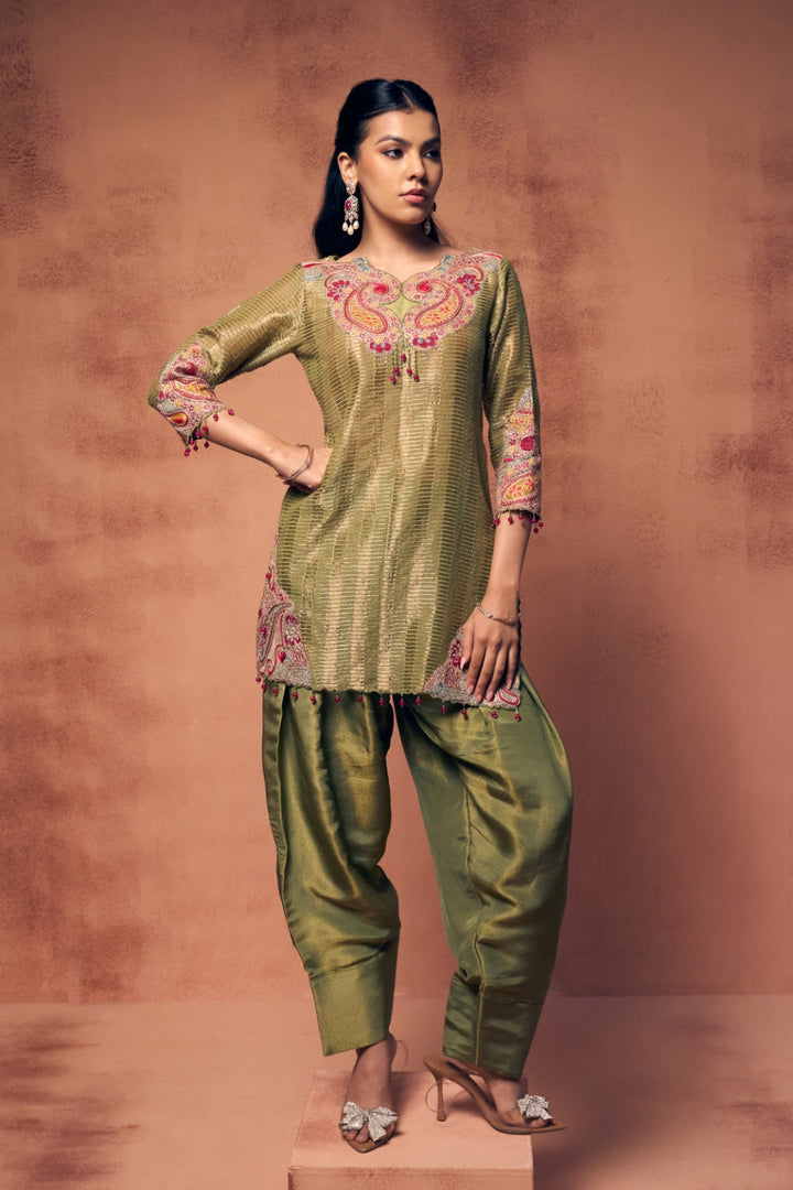 Hasrat kurta farshi salwar set